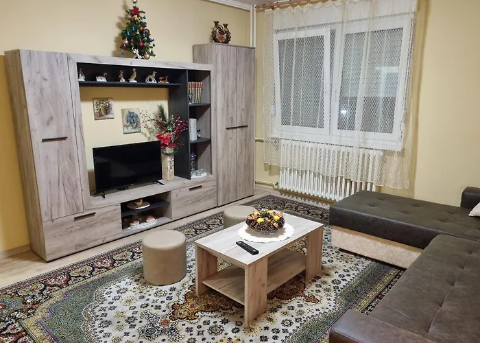 Bulevar Ns - Stan U Blizini Zeleznike Stanice I Sajma 公寓 *